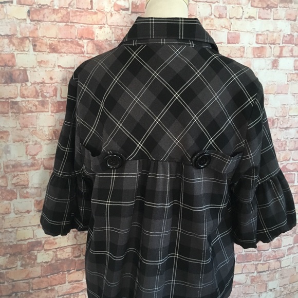 Torrid Plaid Cropped Swing Jacket - Picture 4 of 5